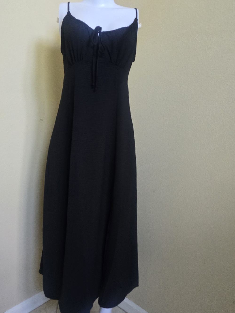 Brand New! 🧡Women’s Black Spaghetti-Strap Maxi Dress